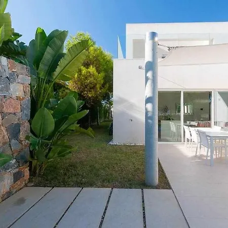 Moderna Con La Piscina Climatizada Colinas Villa *