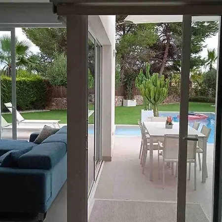 Moderna Con La Piscina Climatizada Colinas Villa *